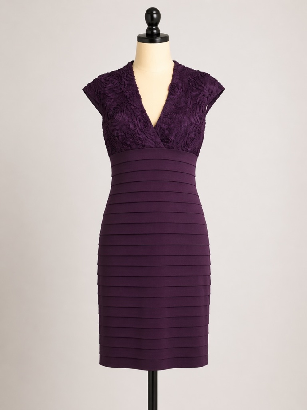 XSCAPE JOANNA CHEN MESH ROSETTE APPLIQUE PLEATED SHEATH EGGPLANT COCKTAIL DRESS